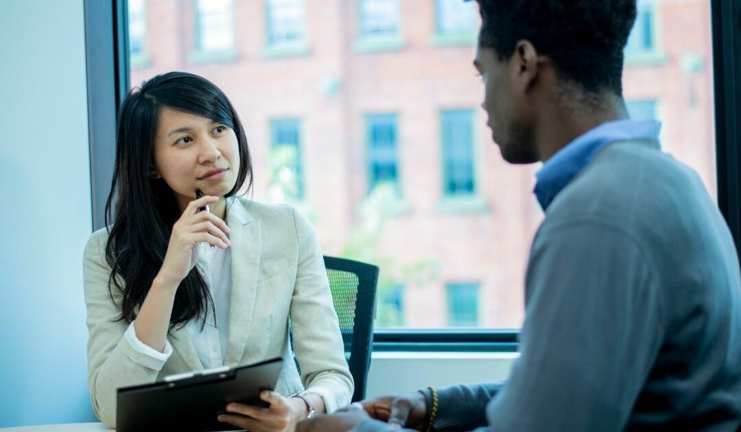L’écoute active dans la négociation : principes et applications